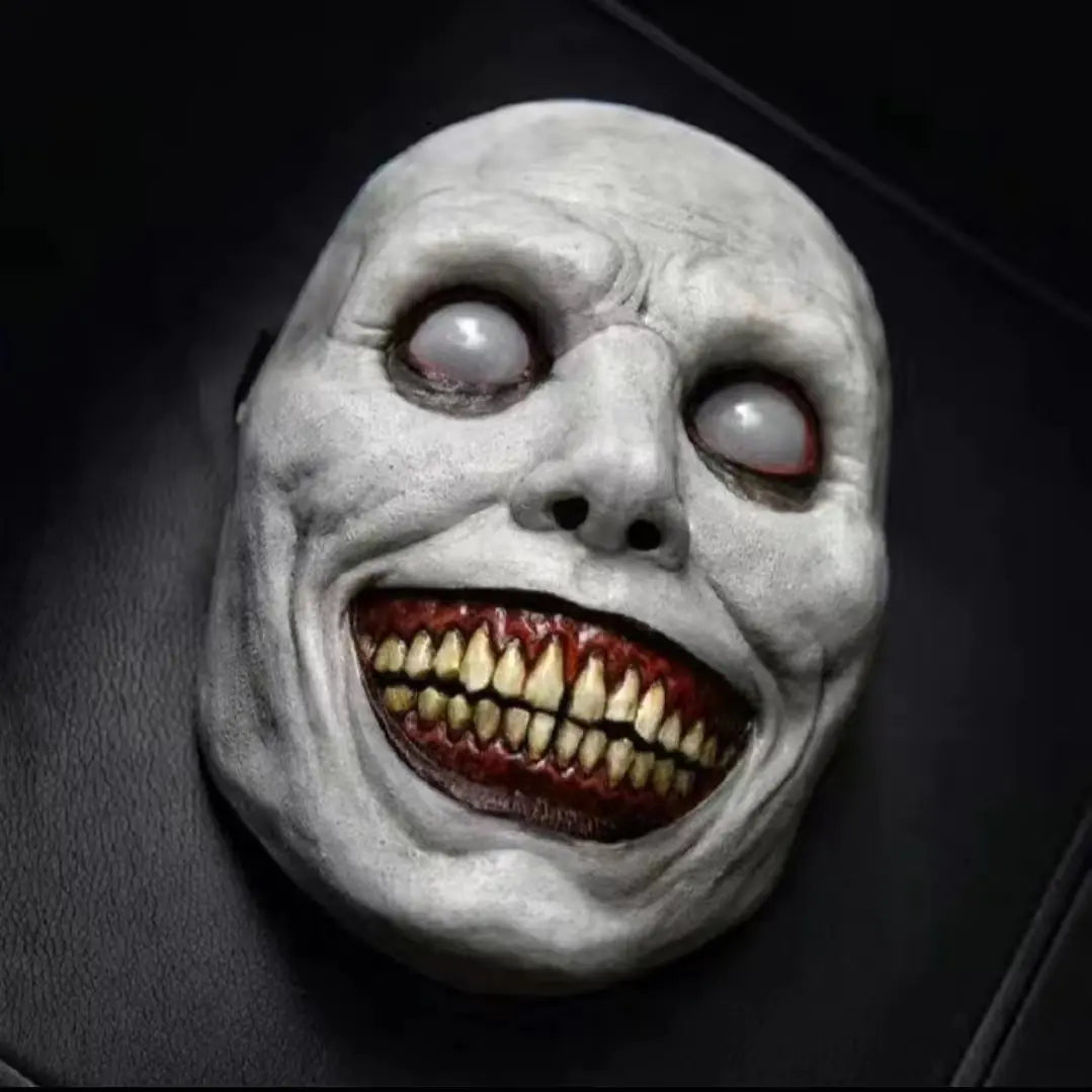 Horror Smiling Demon Mask